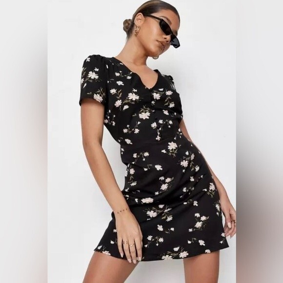 Missguided black floral half button mini dress size 0 NWT - Picture 3 of 11